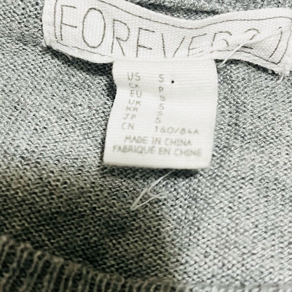 Forever 21 Tiger Face Sweater Size Small Grey - Picture 3 of 6